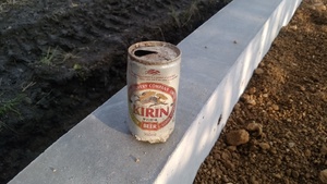 (@_@)　ビール　　古っ～！　(?_?)