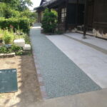 和風の家にもガーデニングにも似合う通路