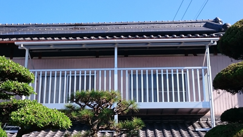 屋根にバルコニーを設置